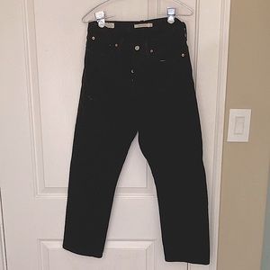 Levi’s black Wedgie Straight jeans